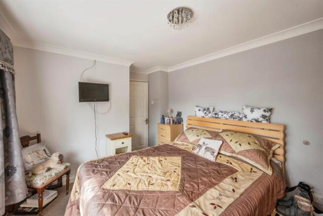 3 bed Town House for sale Image 10