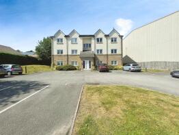 Flat 6, 2, Sovereign Court, Bradford BD2 2DB