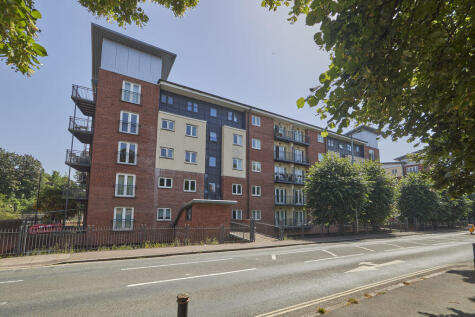 New North Road, Exeter
