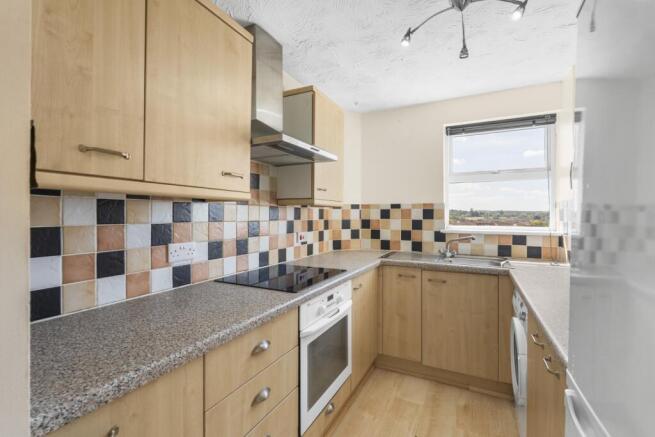 Chelsea Gardens, Harlow, Essex, CM17 photo 4