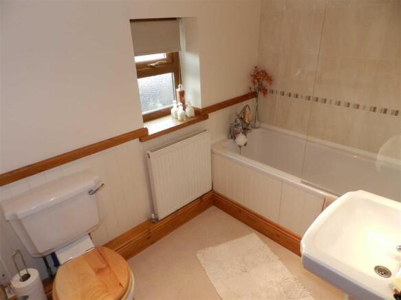HOUSE BATHROOM