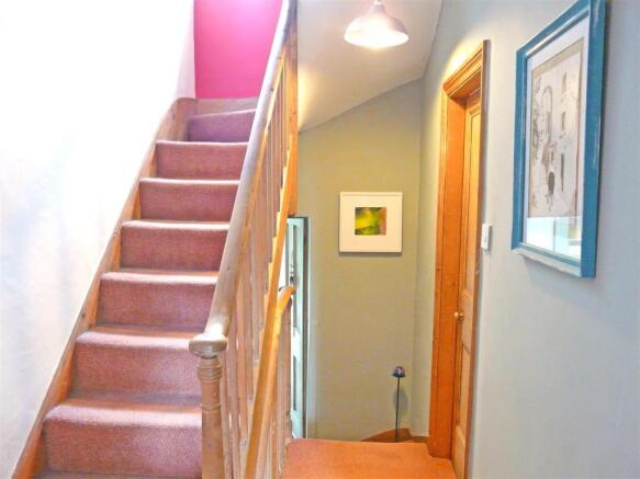 Landing to top floor
