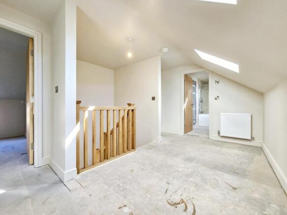 3 bed House for sale Image 8