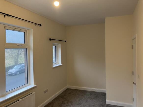 3 bed House to rent Image 9