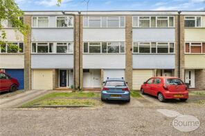 3, Queens Court, Hill View Road, Woking GU22 7NE