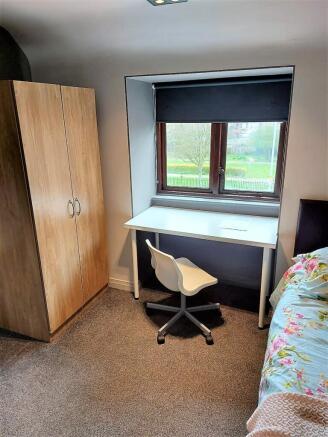 Studio Room