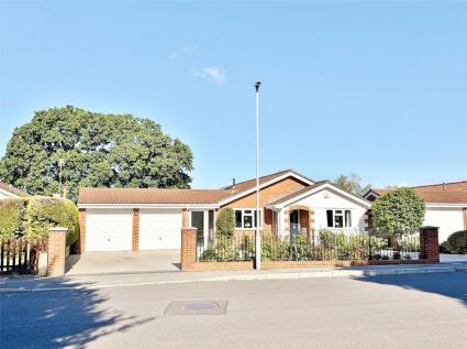 Dewlands, Verwood, Dorset, BH31