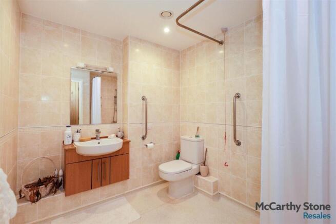 1 bed Apartment for sale Image 5