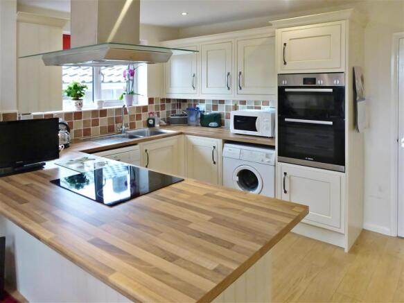 Kitchen 1