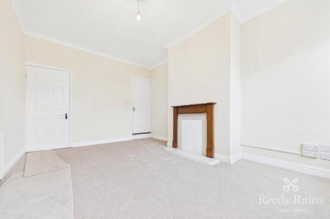 3 bed Terraced to rent Image 4
