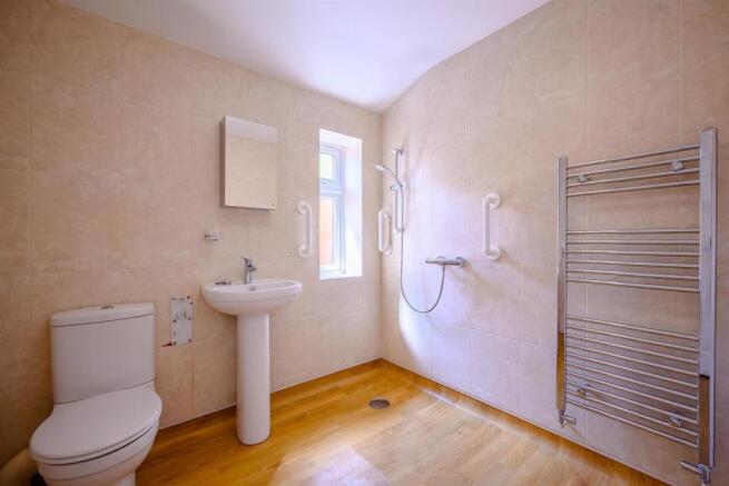 8467395-interior14.jpg