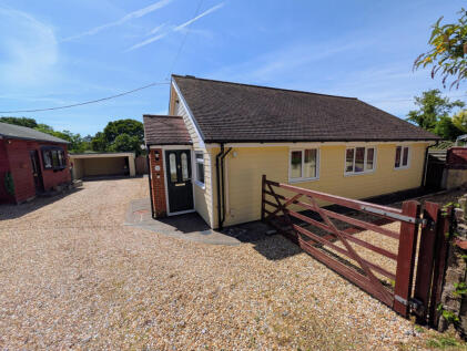 Wyatts Lane, Cowes, PO31
