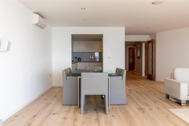 Kitchen/Dining