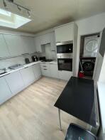 40, Dale Gardens, Plymouth PL4 6PX