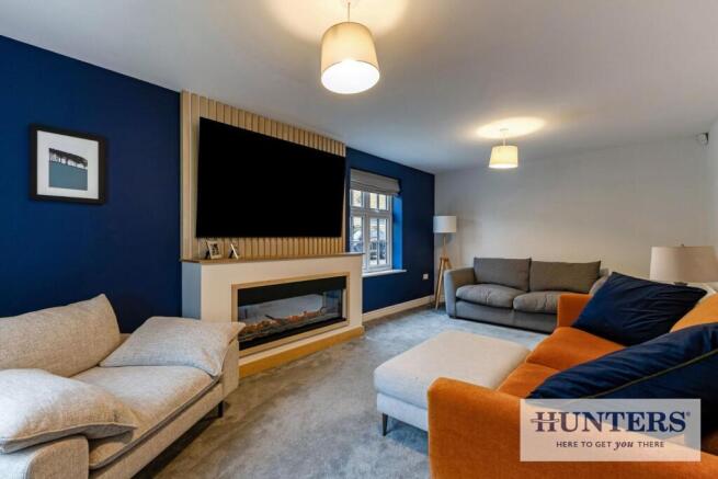 4 bed Detached for sale Image 10