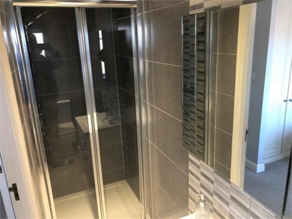 En-Suite / Shower R