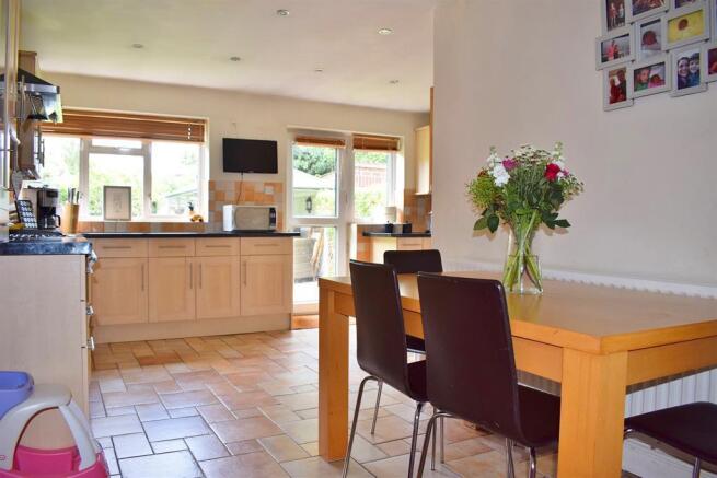 Kitchen/Breakfast Room