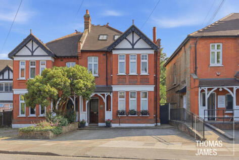 Cecil Road, Enfield, EN2