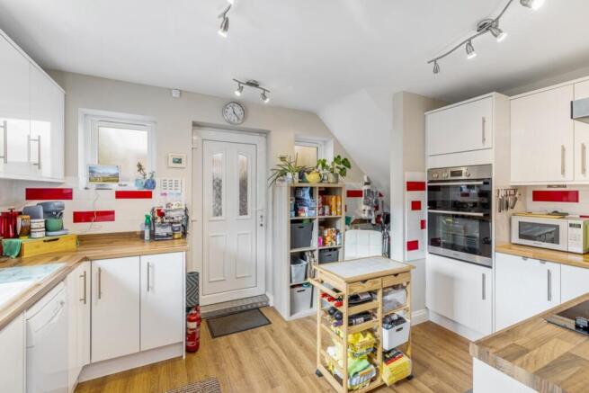 33 Lowgate Avenue (Bicker)-16