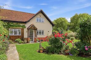8, The Fairways, Rose Hill, Ipswich IP6 9JA