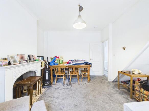 3 - Five Bedroom House in Hanham.jpg