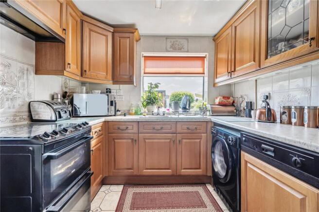 Woodlands Avenue, Talgarth, Brecon, Powys photo 4