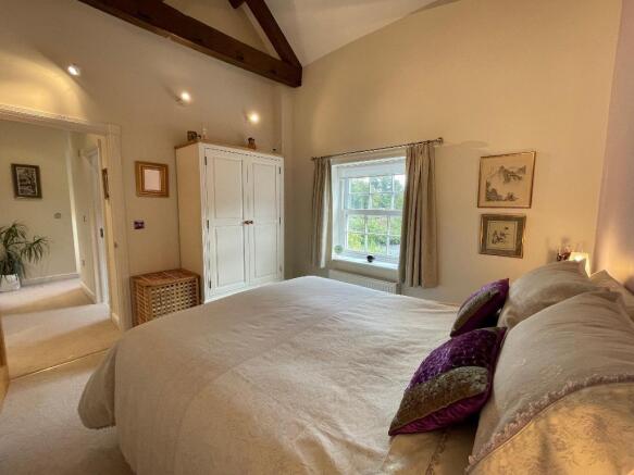 Beautiful bedroom 2