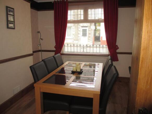 Dining Room: