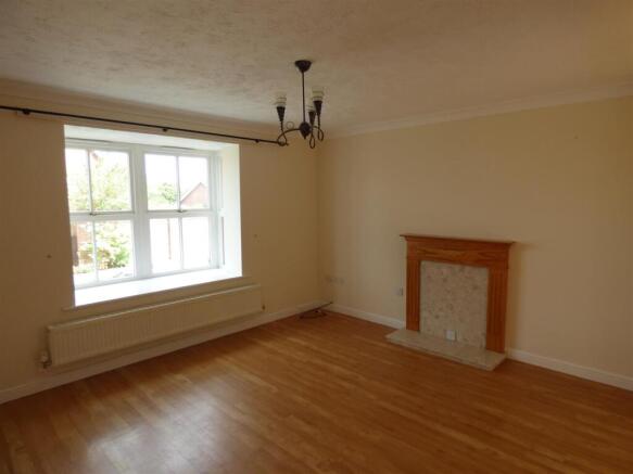 Living Room.JPG