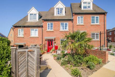 Calder Way, Crigglestone, Wakefield