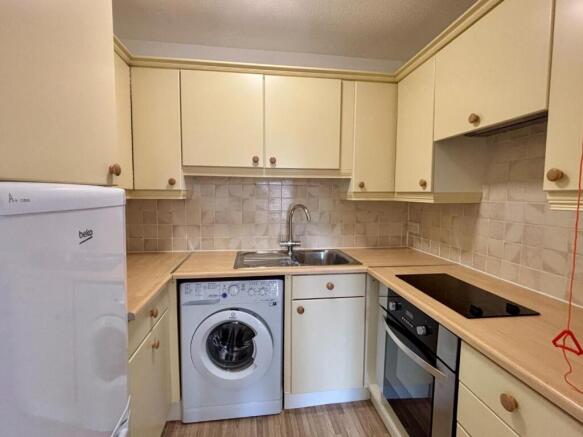 1 bed Apartment for sale Image 5