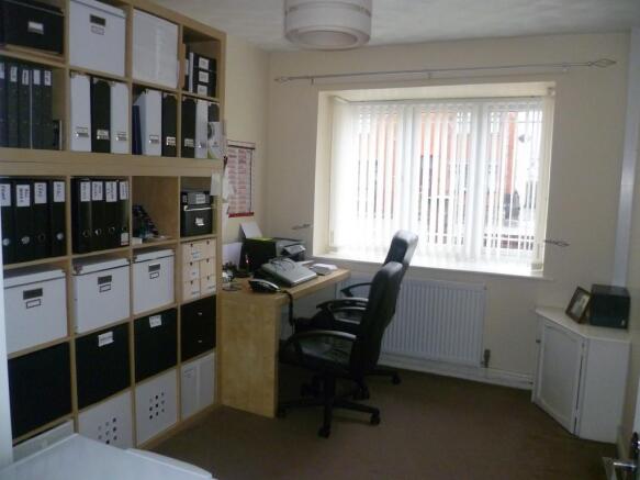 Photo 8