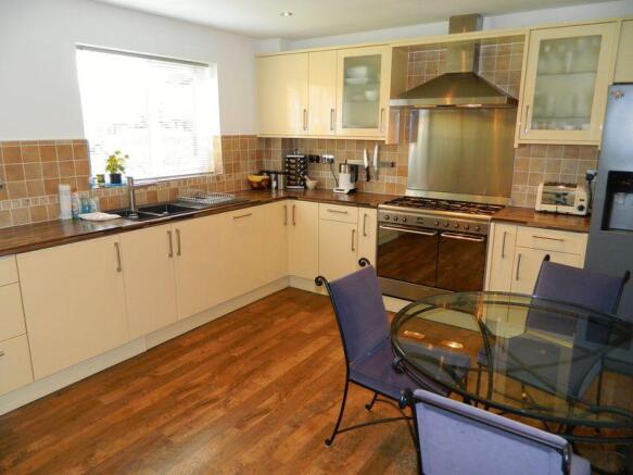 Kitchen/Breakfast