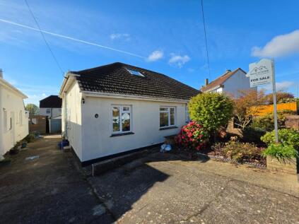 Brookside Crescent, Beacon Heath, Exeter EX4 8NF