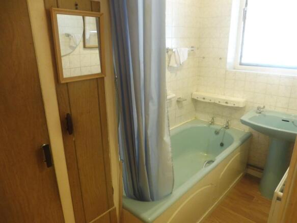 Photo 10