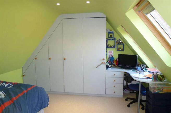 Photo 10