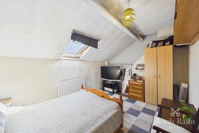 2 bed Apartment to rent Image 7