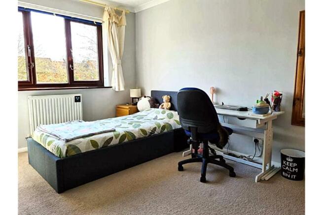 Photo 10