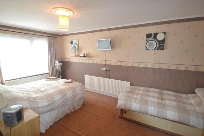 BED 1