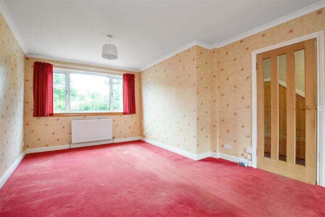 26 Linburn Grove 7.jpg