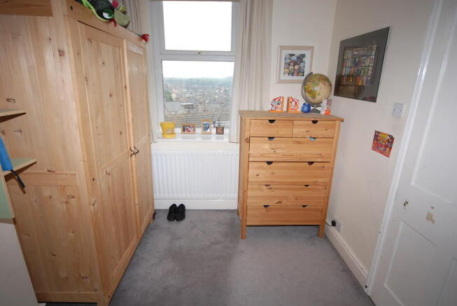 BEDROOM 2