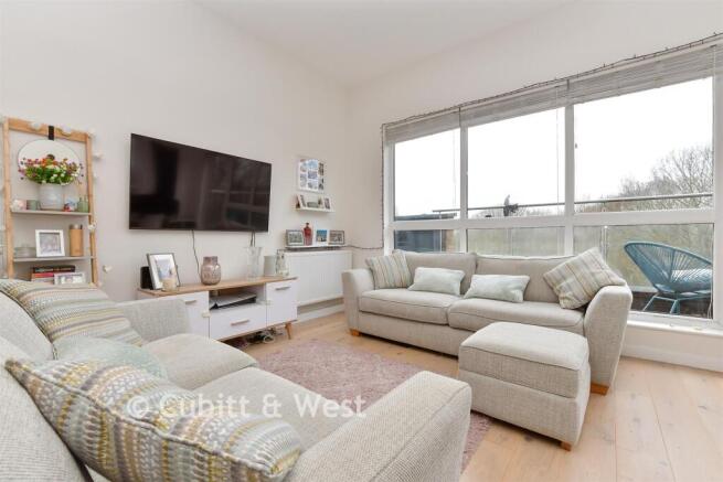 Lounge / Kitchen / Diner