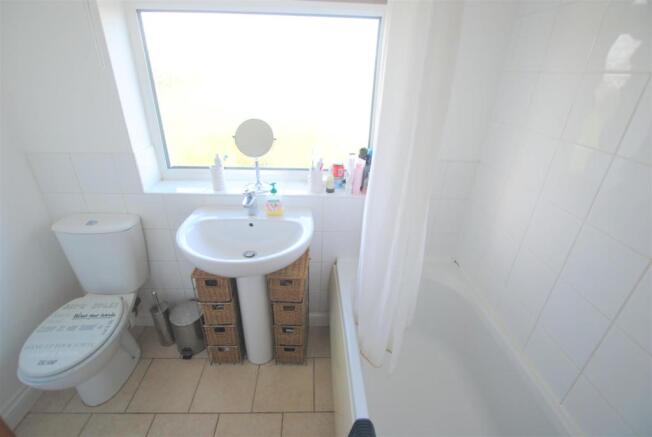 Bathroom.jpg