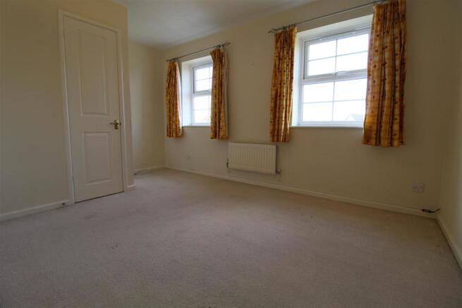 Bedroom 2.JPG