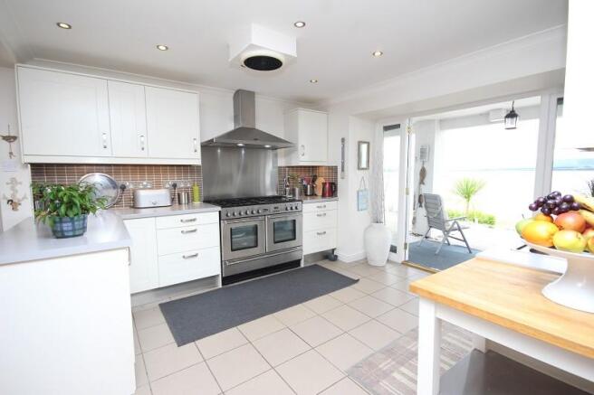 Kitchen/ Family Room