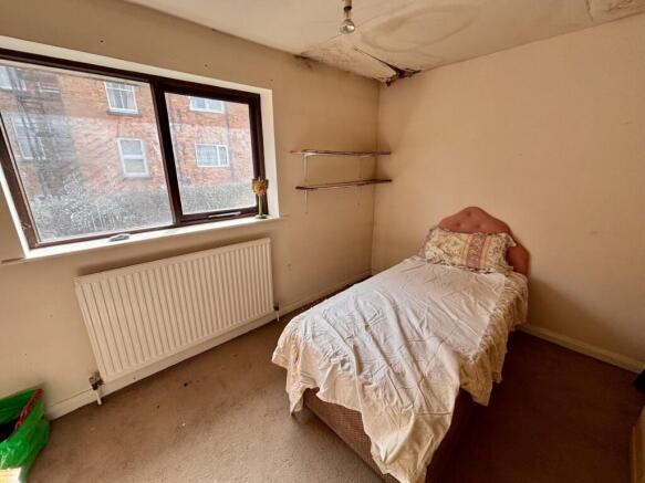 2 bed Terraced for sale Image 7