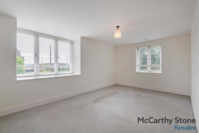 8665640-interior08-800.jpg