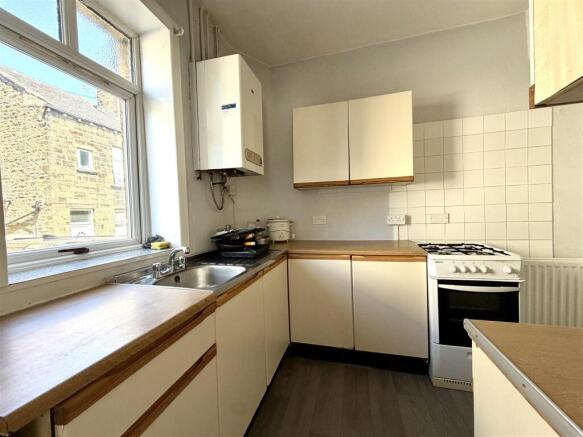 3 bed End of Terrace for sale Image 3
