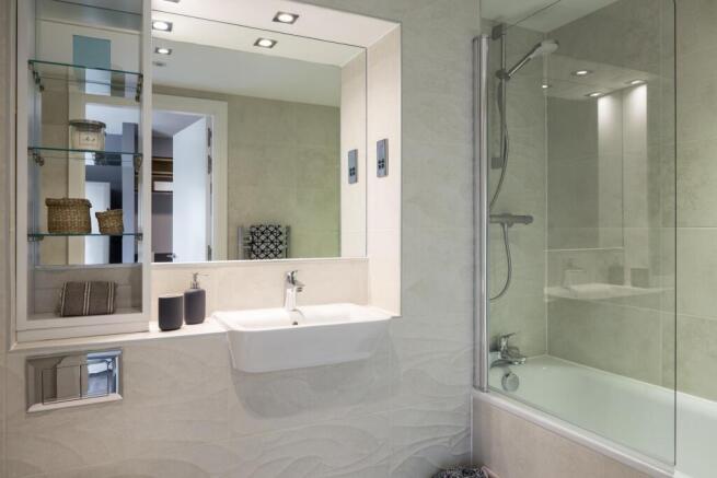 1 bed Private Halls to rent Image 5