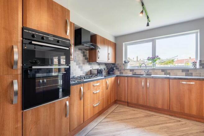 KITCHENAREA